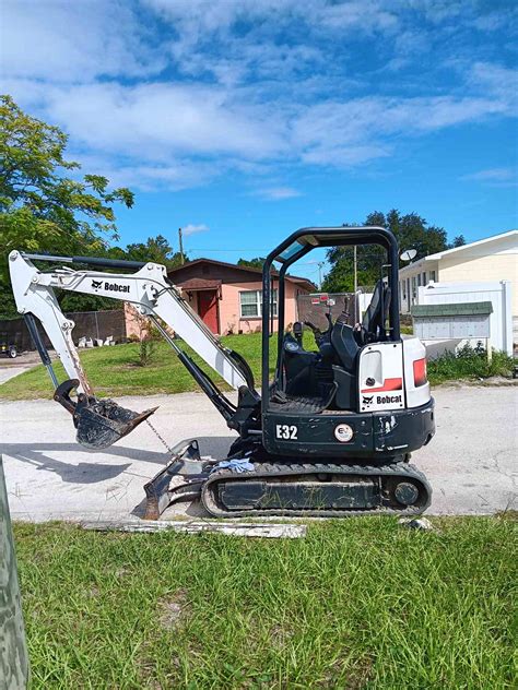 2016 bobcat e32i mini excavator|e32i.